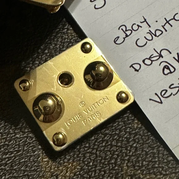 ***SOLD***** BNIB Louis Vuitton Pochette Metis Reverse 2021 - Picture 13 of 16